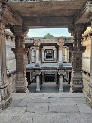 Ahmedabad with Rani ki Vav and Modhera