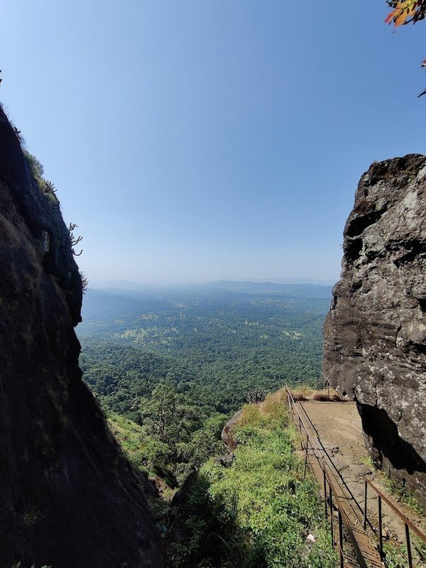 Asherigad Monsoon Trek - Tour