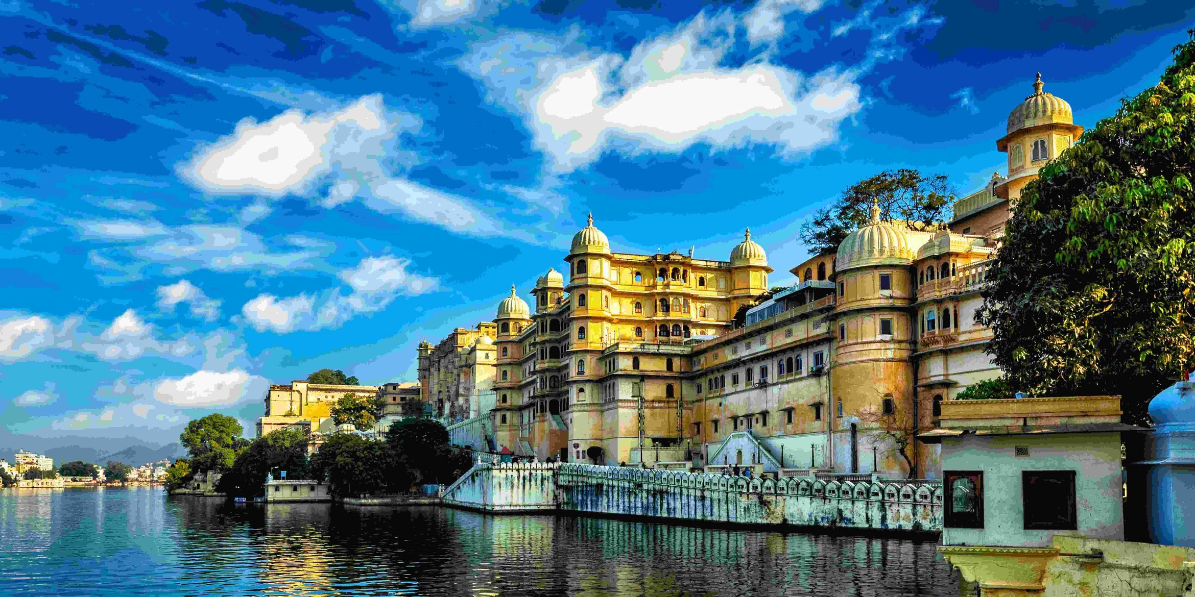 Udaipur Kumbhalgarh Chittorgarh Mount Abu Tour Package | TTrikon - Tour